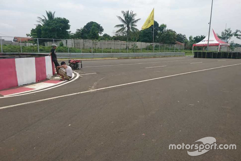 Hairpin, BSD City Street Circuit
