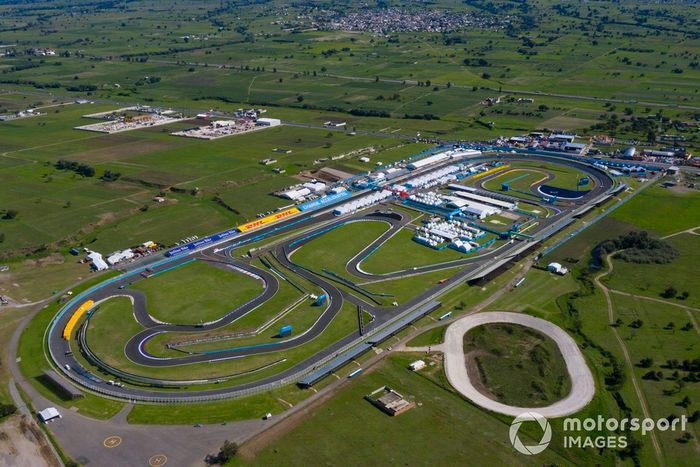 Vista aérea del Autódromo Miguel E. Abed