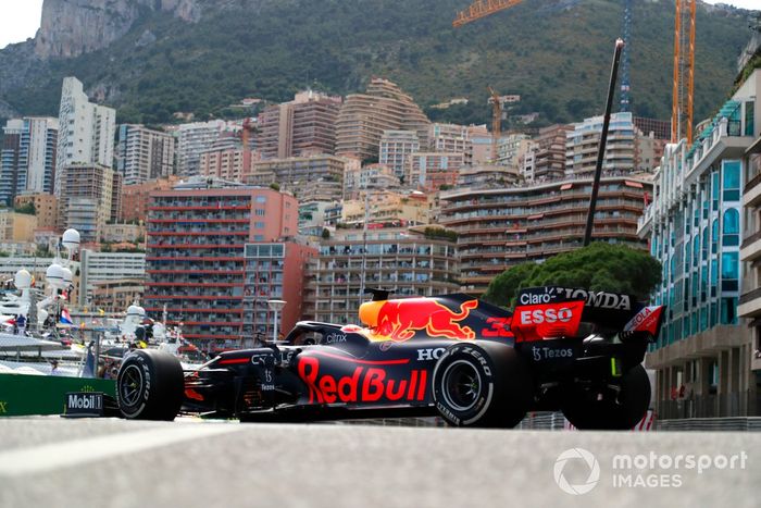 Carlos Sainz Jr., Ferrari SF21
