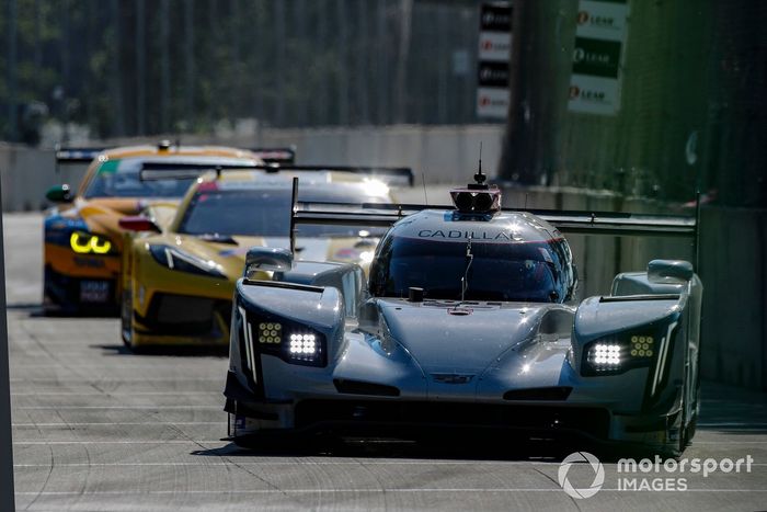 #01 Chip Ganassi Racing Cadillac DPi: Renger van der Zande, Kevin Magnussen
