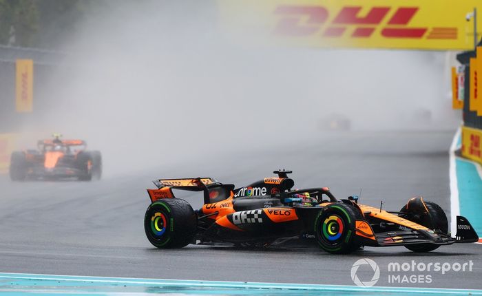 Lando Norris, McLaren, Oscar Piastri