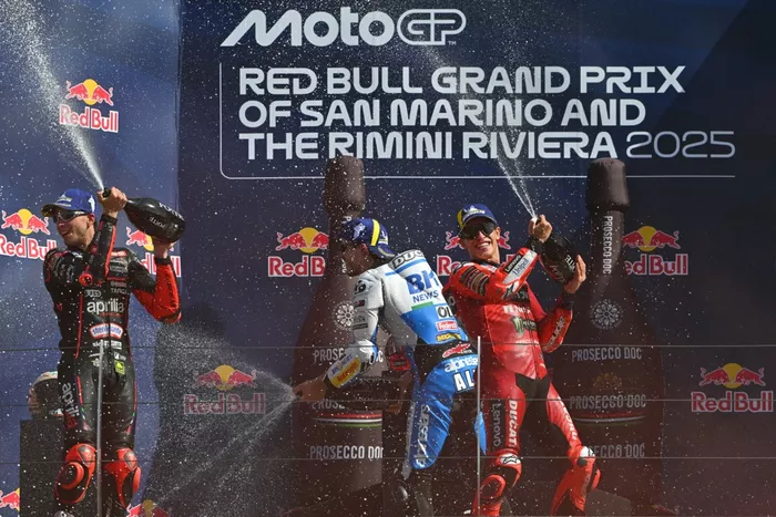 Marco Bezzecchi, Aprilia Racing, Alex Márquez, Gresini Racing, Marc Márquez, Ducati Team