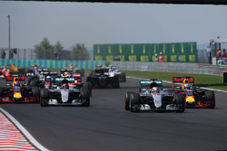Lewis Hamilton, Mercedes AMG F1 W07 Hybrid leads