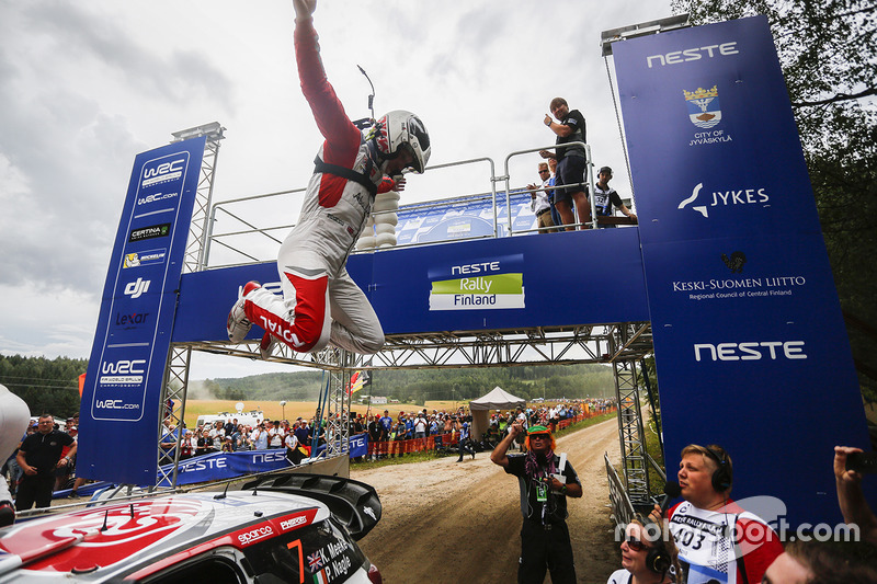 Il vincitore Kris Meeke, Citroën DS3 WRC, Citroën World Rally Team