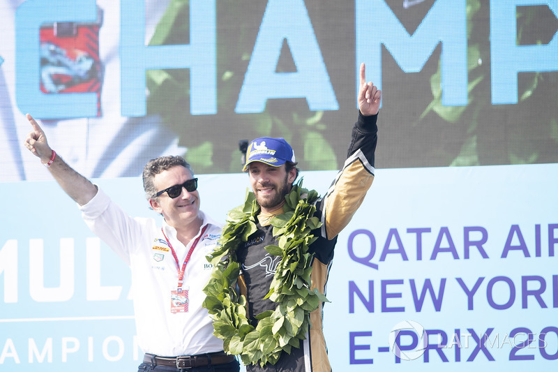 Alejandro Agag, CEO, Formula E, on the podium with series champion Jean-Eric Vergne, Techeetah