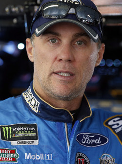 Kevin Harvick, Stewart-Haas Racing, Ford Fusion Busch Beer