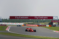 Кімі Райкконен, Ferrari SF71H, Льюіс Хемілтон, Mercedes AMG F1 W09