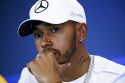 Lewis Hamilton, Mercedes AMG F1, en la conferencia de prensa