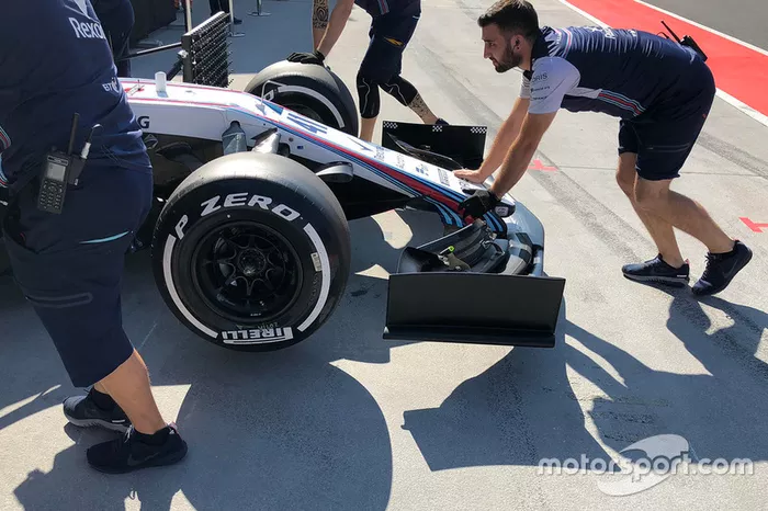 Williams FW41 front wing detail