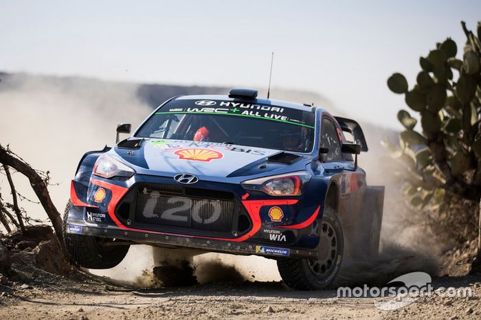 Thierry Neuville, Nicolas Gilsoul, Hyundai Motorsport Hyundai i20 Coupe WRC
