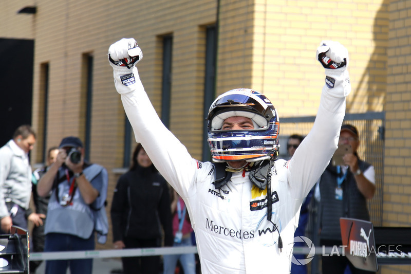 Race winner Edoardo Mortara, Mercedes-AMG Team HWA