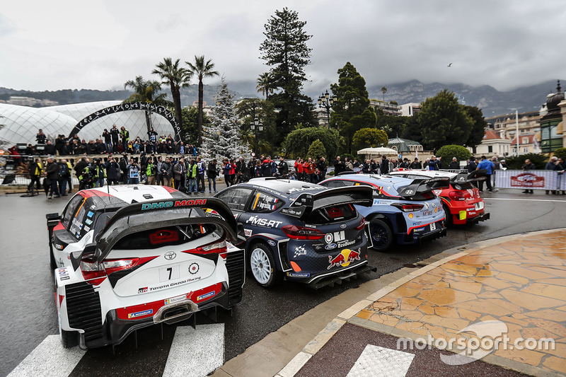 Foto de grupo de los coches WRC 2018