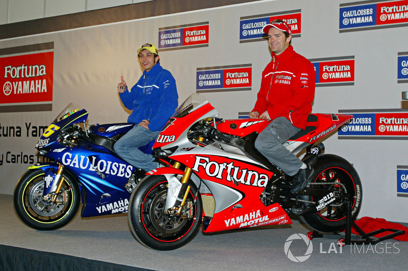 Valentino Rossi, Yamaha Factory Racing; Carlos Checa, Yamaha Factory Racing