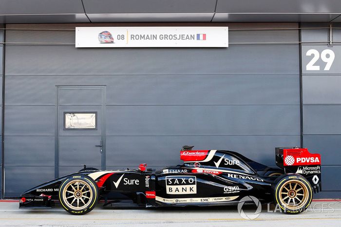 El Lotus E22 con ruedas de 18 pulgadas