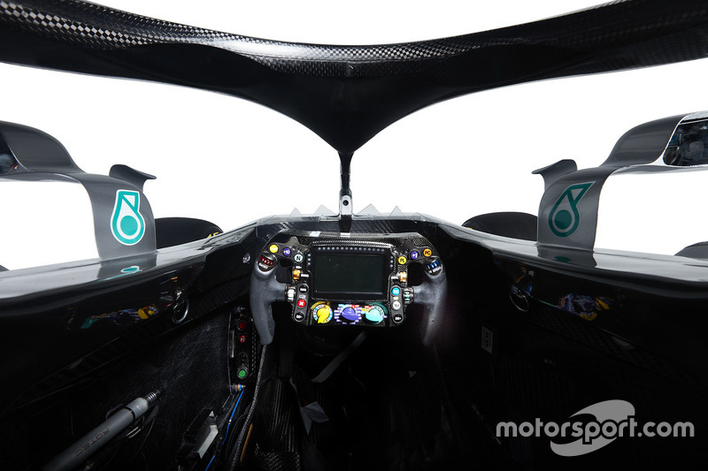 Cockpit de la Mercedes AMG F1 W09