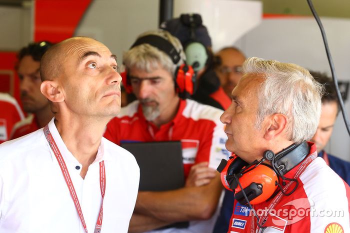 Claudio Domenicali, Director General de Ducati, Davide Tardozzi, director del equipo Ducati Team