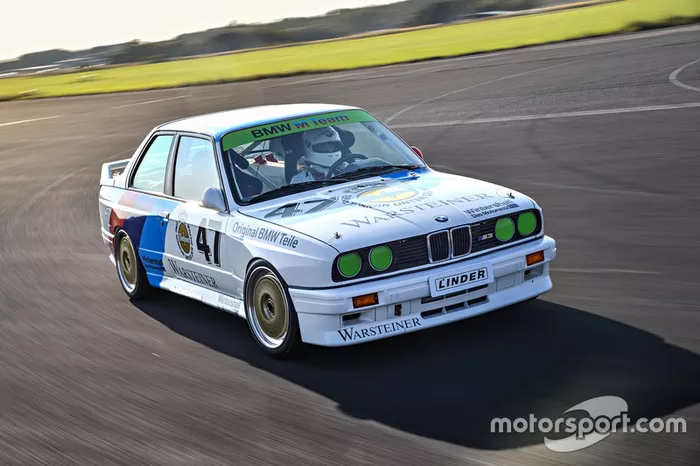 BMW M3 DTM E30