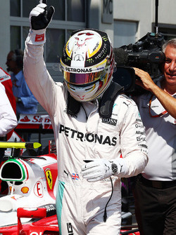 Обладатель поула - Льюис Хэмилтон, Mercedes AMG F1 Team