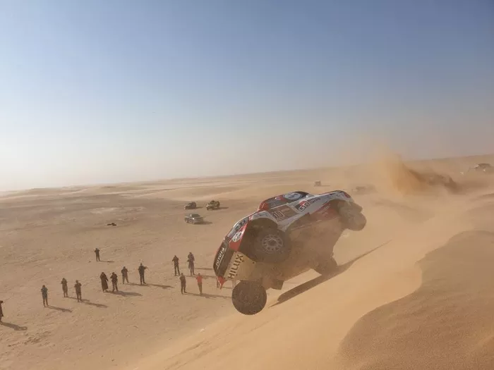 Vuelco en el Dakar 2020 junto a Marc Coma