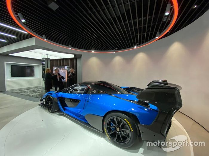 Presentación McLaren Barcelona exposición  