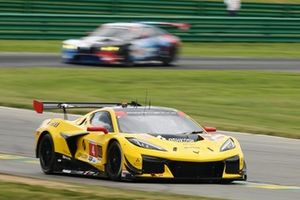 #4 Corvette Racing by Pratt Miller Motorsports Corvette Z06 GT3.R: Tommy Milner, Nicky Catsburg
