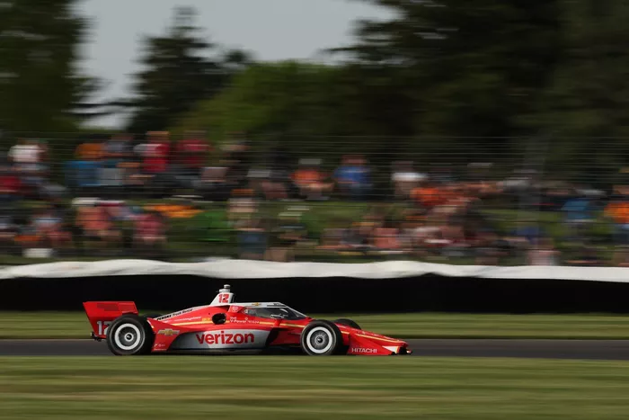 Indianapolis, IN- during the Indycar 2025 Sonsio Grand Prix in Indianapolis, IN (Photo by Travis Hinkle 