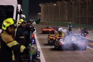 #20 BMW M Team WRT BMW M Hybrid V8: Sheldon Van Der Linde, Robin Frijns, Rene Rast