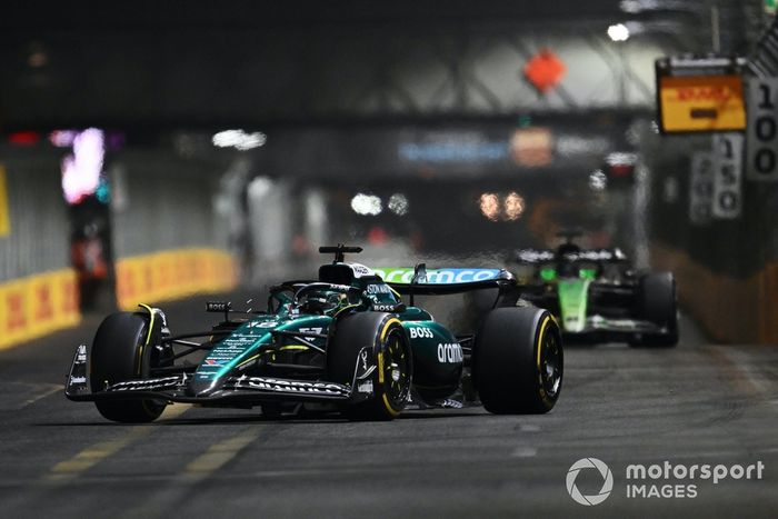 Lance Stroll, Aston Martin AMR24, Valtteri Bottas, Stake F1 Team KICK Sauber C44