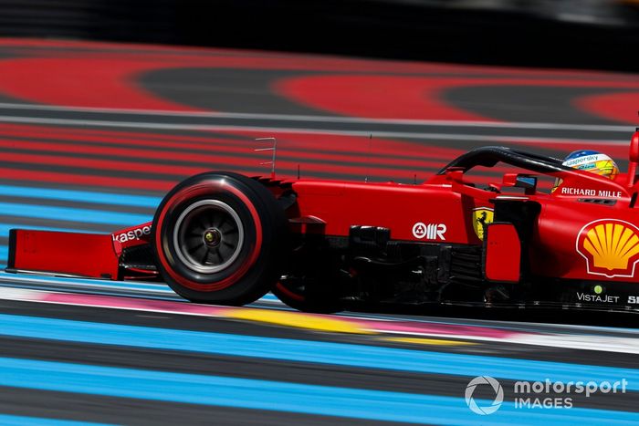 Carlos Sainz Jr., Ferrari SF21