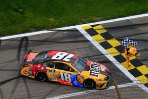 Race winner Kyle Busch, Joe Gibbs Racing, Toyota Camry