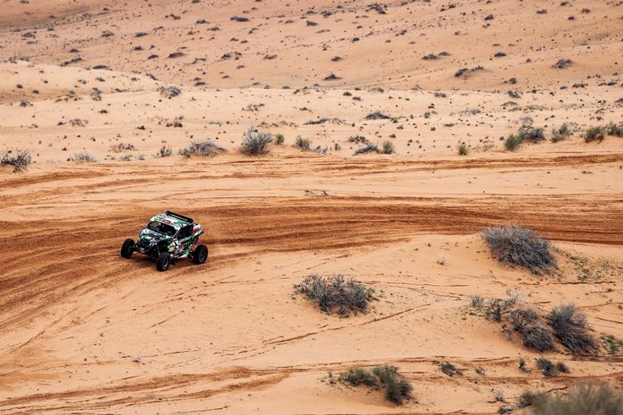 #428 Cobant-Energylandia Rally Team BRP: Eryk Goczal, Oriol Mena