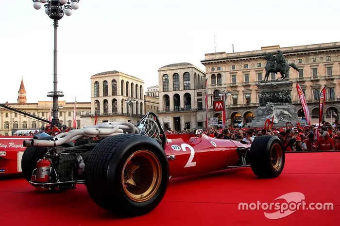 Monoplaza antiguo de Ferrari 