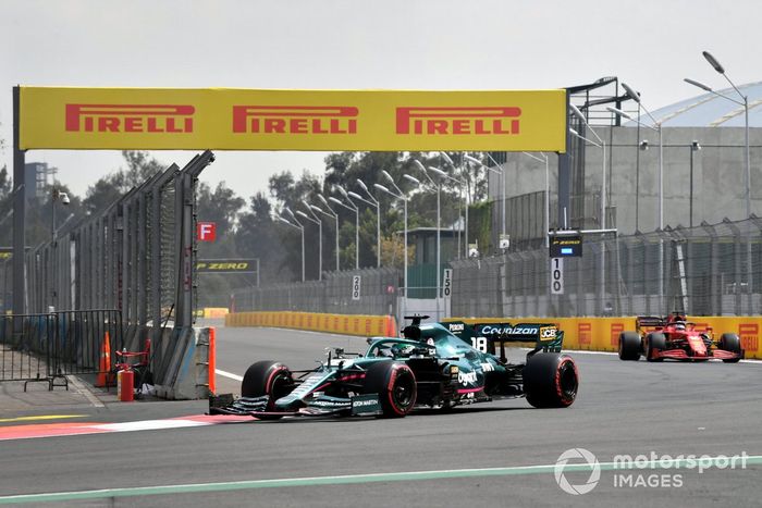 Lance Stroll, Aston Martin AMR21, Charles Leclerc, Ferrari SF21