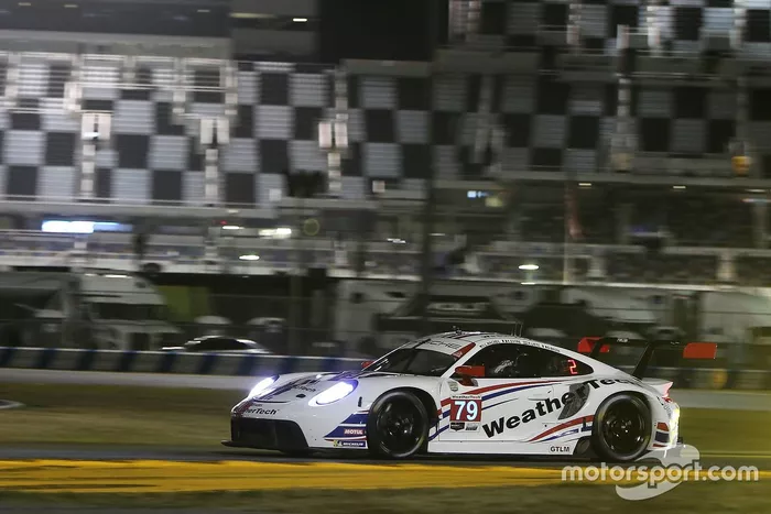 #79 WeatherTech Racing Porsche 911 RSR - 19, GTLM: Cooper MacNeil, Gianmaria Bruni, Richard Lietz, Kevin Estre