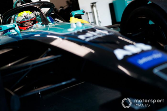 Oliver Turvey, NIO 333, NIO 333 001