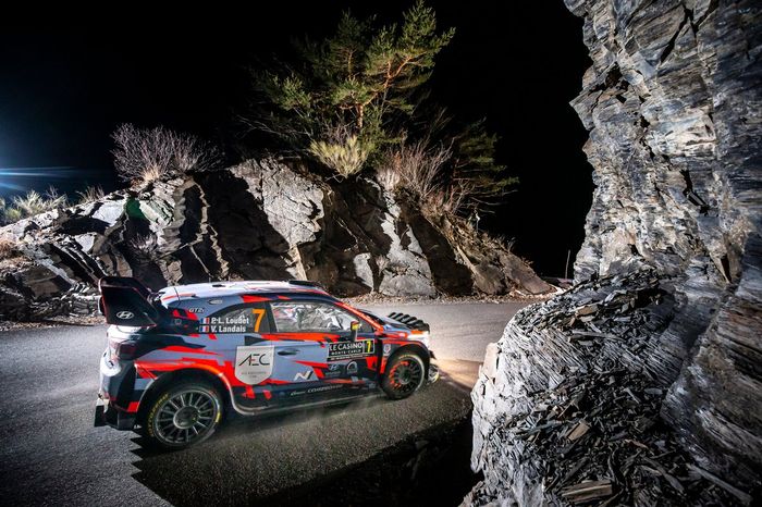 Pierre-Louis Loubet, Vincent Landais, Hyundai 2c Competition Hyundai i20 Coupe WRC