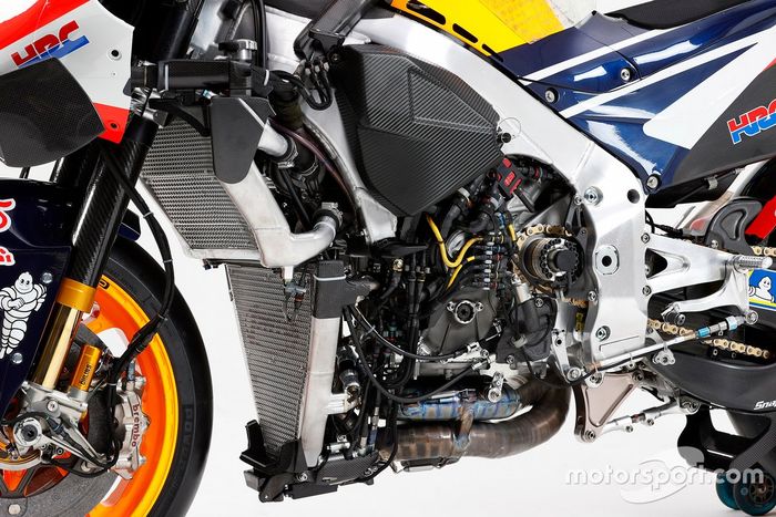 RC213V (Alex Marquez) 2020 fotos de estudio