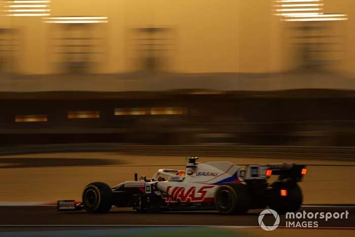Mick Schumacher, Haas VF-21