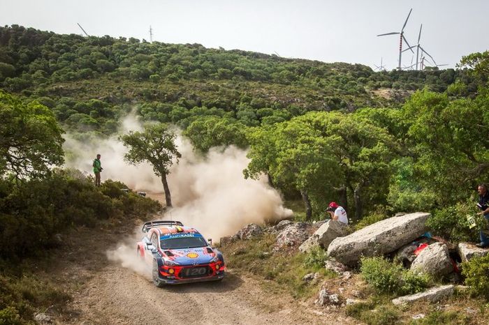 Thierry Neuville, Nicolas Gilsoul, Hyundai Motorsport Hyundai i20 Coupe WRC