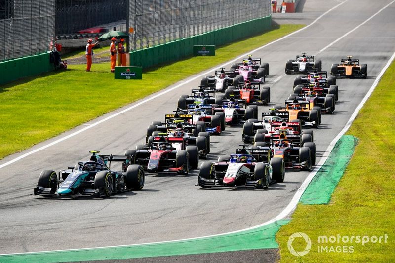 Dan Ticktum, Dams and Louis Deletraz, Charouz Racing System en la salida