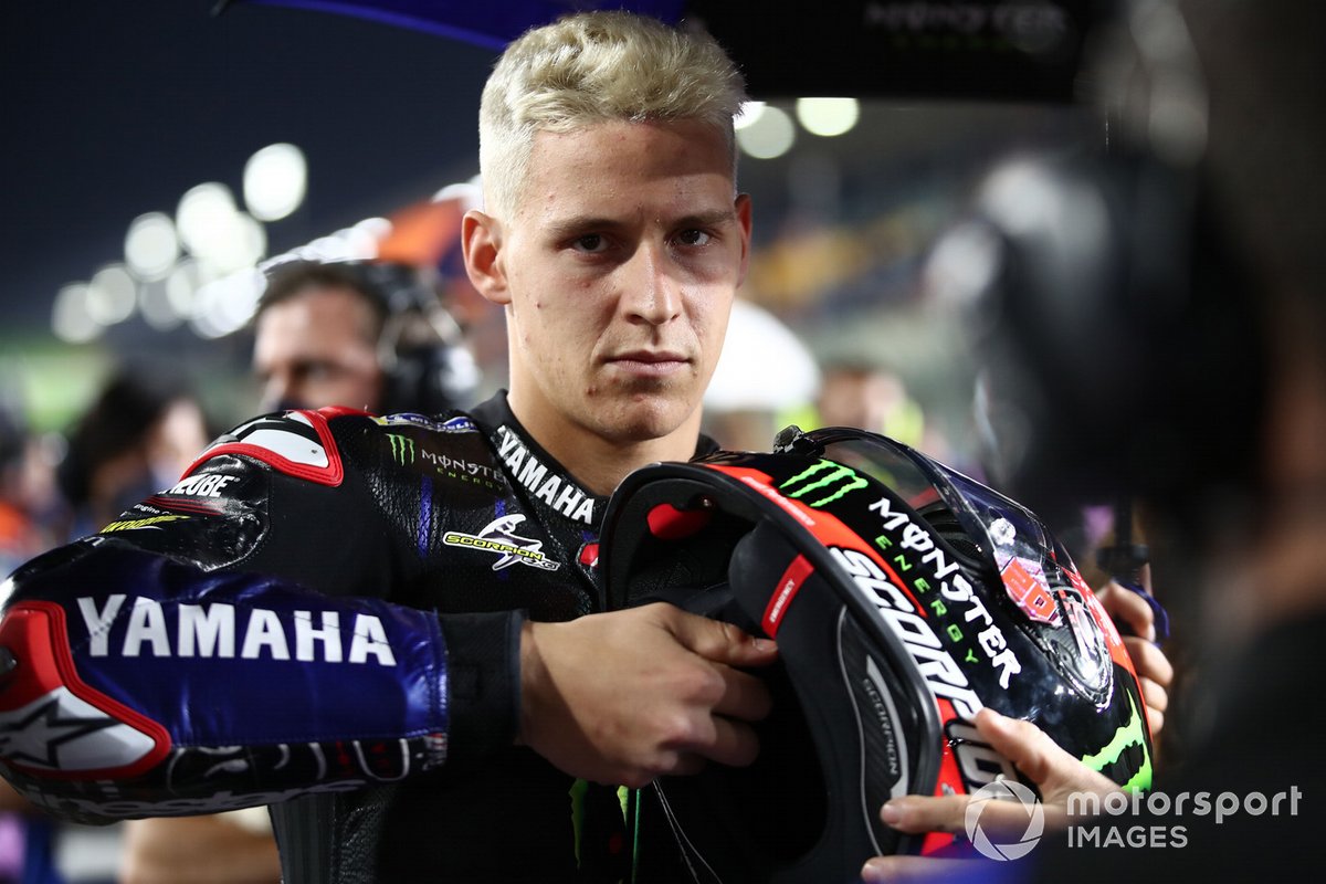 Fabio Quartararo, Yamaha Factory Racing, en la parrilla de salida del GP de Qatar
