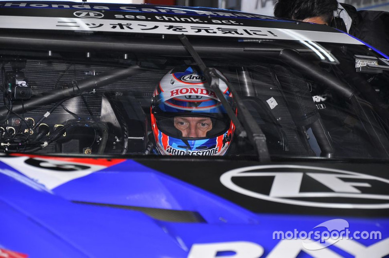 Победа Дженсона Баттона в год дебюта в SuperGT