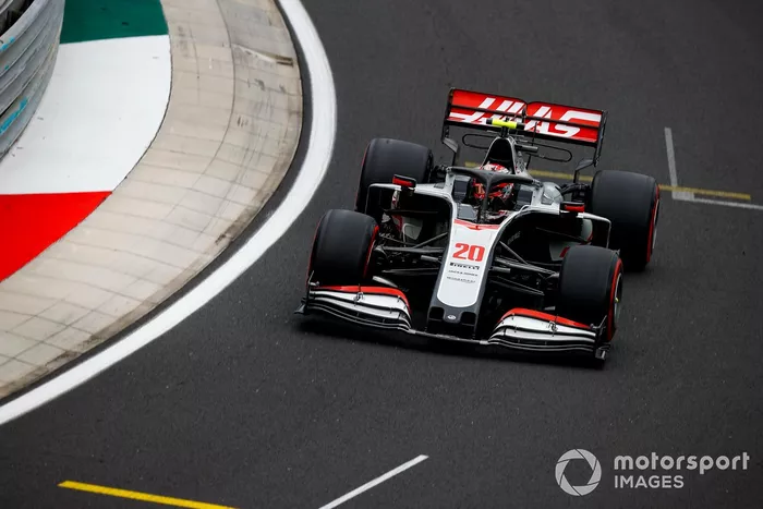 Kevin Magnussen, Haas VF-20 