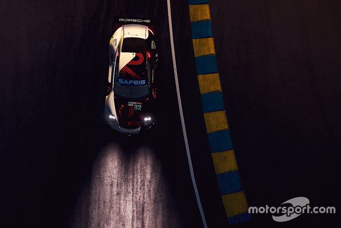 #92 Porsche Esports Team Porsche 911 RSR: Jaxon Evans, Matt Campbell, Mack Bakkum, Jeremy Bouteloup