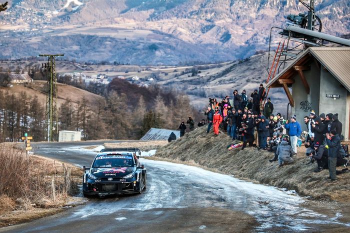 Elfyn Evans, Scott Martin, Toyota Gazoo Racing WRT Toyota GR Yaris Rally1