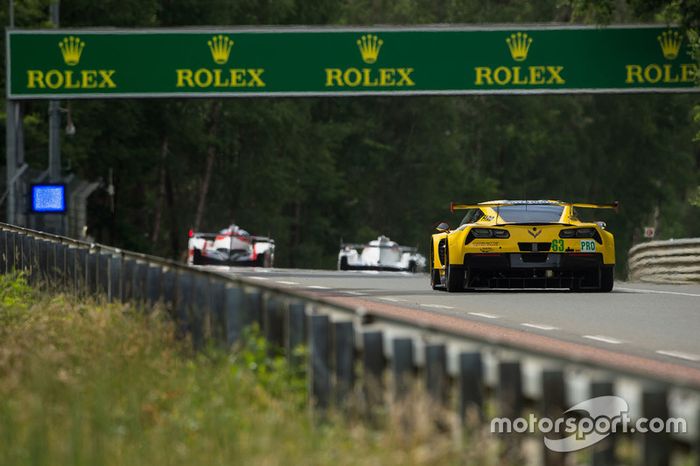 #63 Corvette Racing Corvette C7.R: Jan Magnussen, Antonio Garcia, Jordan Taylor