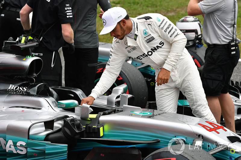 Lewis Hamilton, Mercedes-Benz F1 W08 in parc ferme