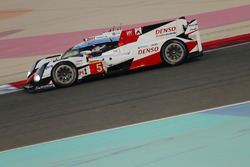 #5 Toyota Racing Toyota TS050 Hybrid: Себастьян Буемі, Казукі Накадзіма, Ентоні Девідсон
