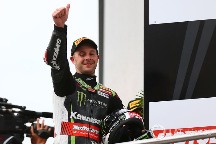 Podium: segundo, Jonathan Rea, Kawasaki Racing