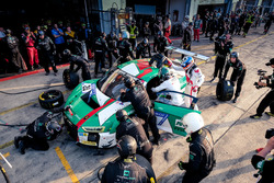Pitstop: #29 Audi Sport Team Land-Motorsport, Audi R8 LMS: Christopher Mies, Connor De Phillippi, Ma